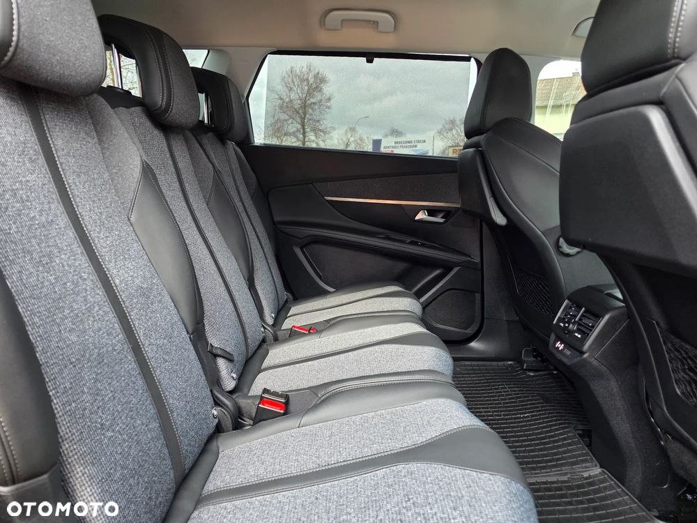 Peugeot 5008 1.5 BlueHDi Allure S&S EAT8 - 22