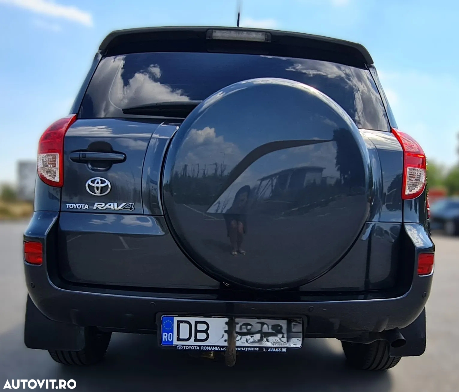 Toyota RAV4 2.0 Aut Luxury - 4
