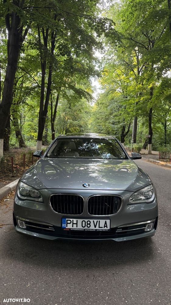 BMW Seria 7 740d xDrive - 25