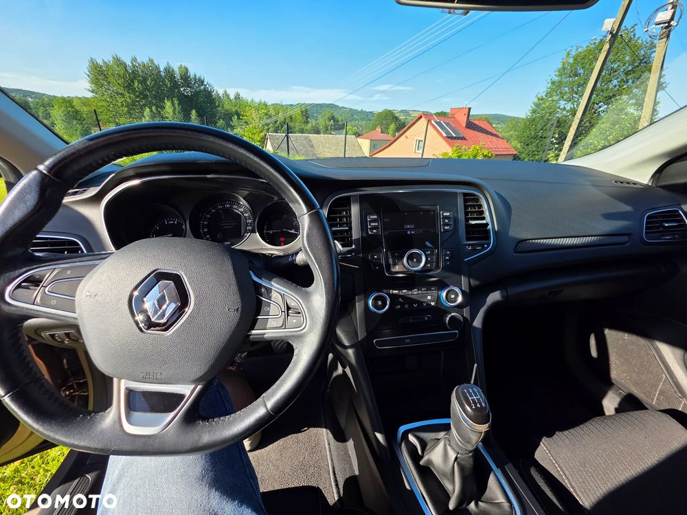 Renault Megane 1.6 SCe Intens - 5