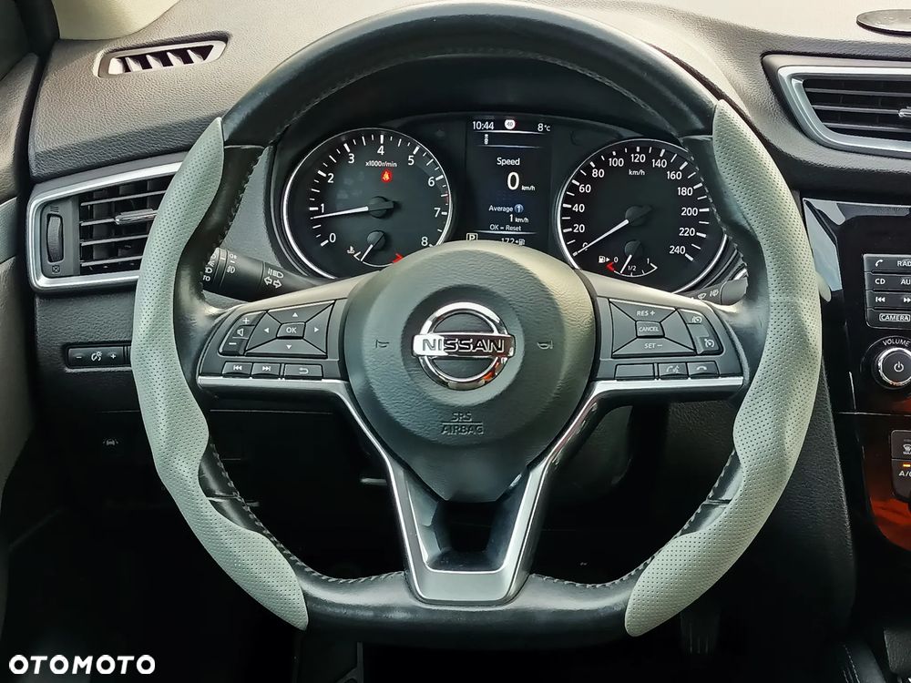 Nissan Qashqai - 12