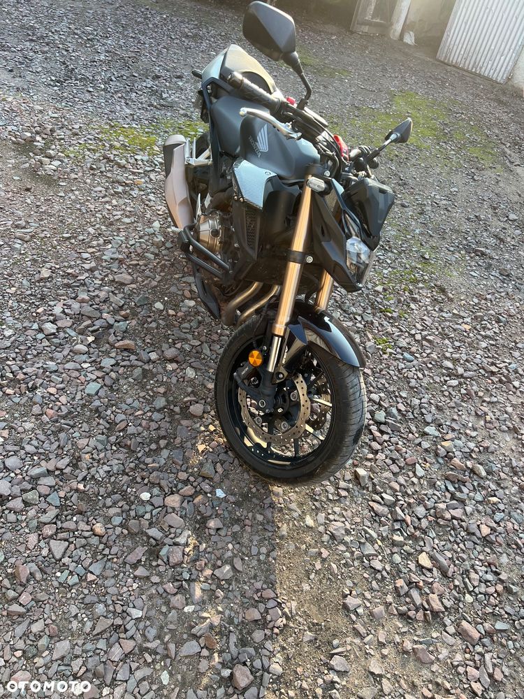 Honda CBR - 8