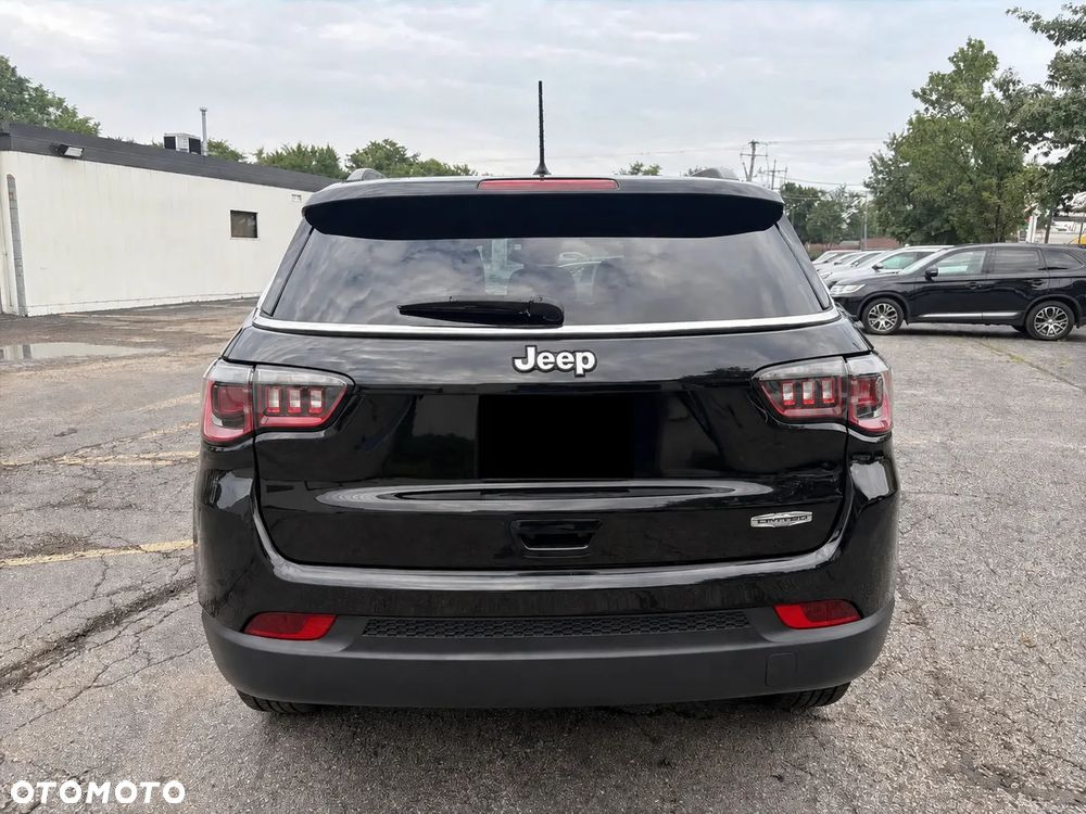 Jeep Compass - 5