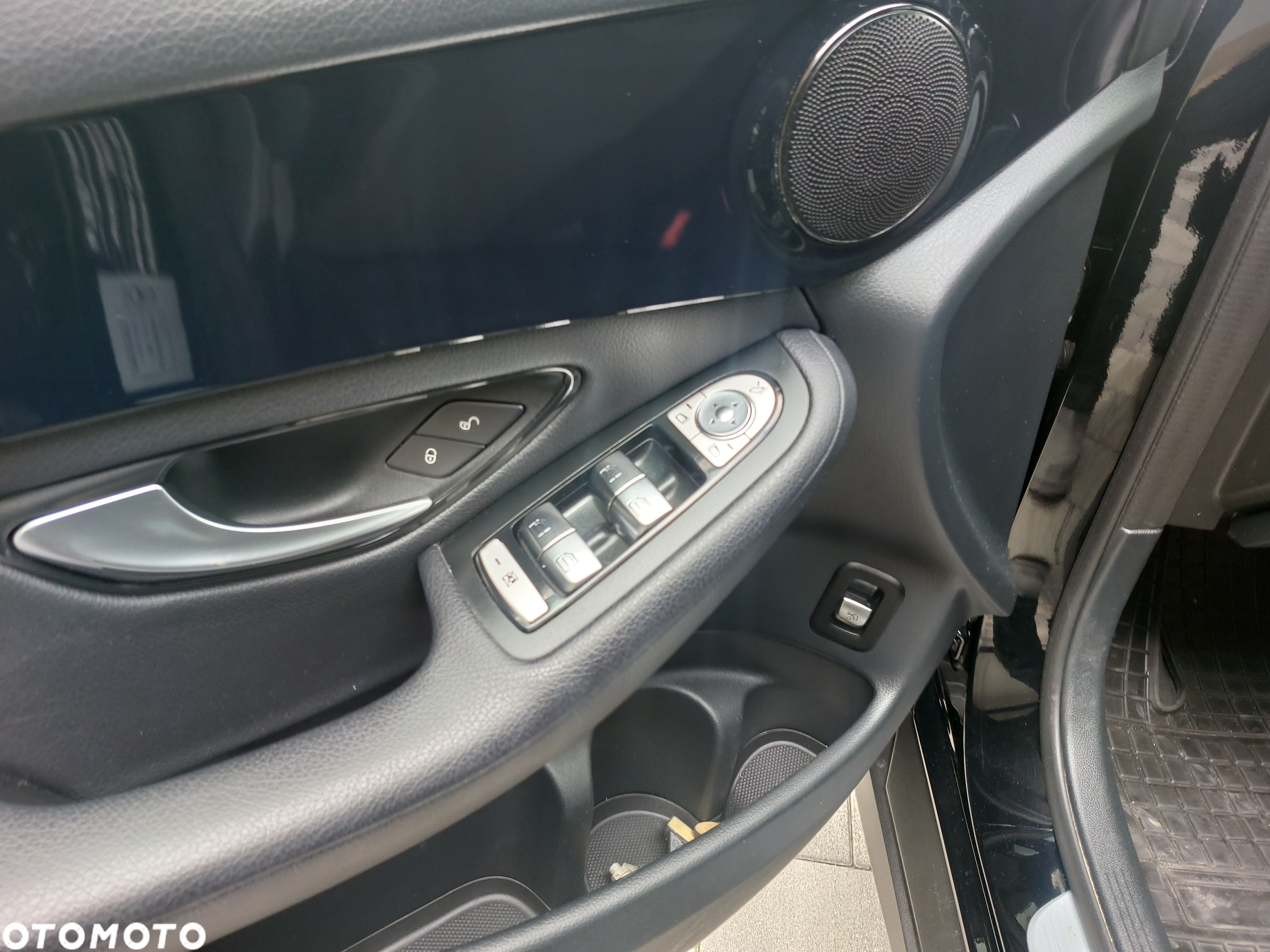 Mercedes-Benz GLC 220 d 4-Matic - 13