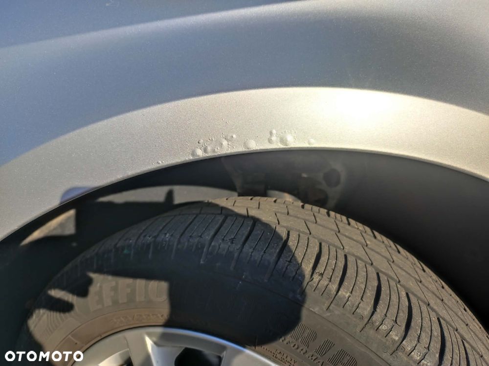 Volkswagen Passat 2.0 TDI Comfortline - 12