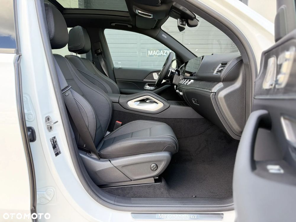 Mercedes-Benz GLE - 24