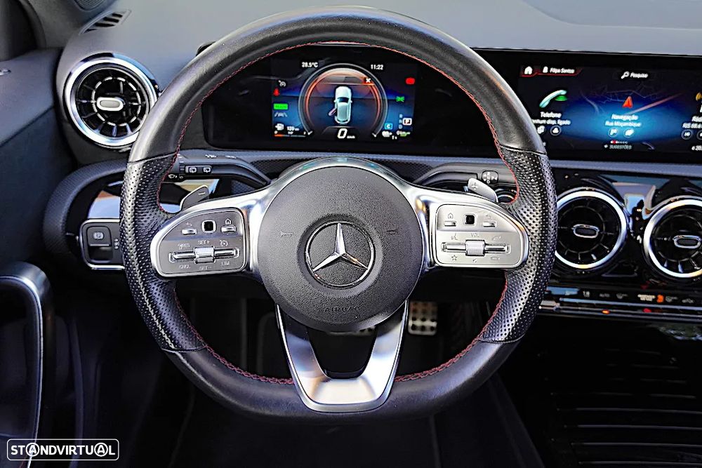 Mercedes-Benz A 250 e AMG Line - 25