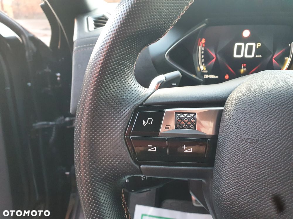 DS Automobiles DS 3 Crossback 1.2 PureTech Performance Line + - 19