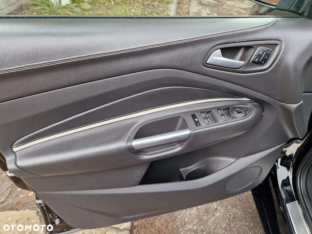 Ford Kuga 2.0 TDCi 4x4 Vignale - 22