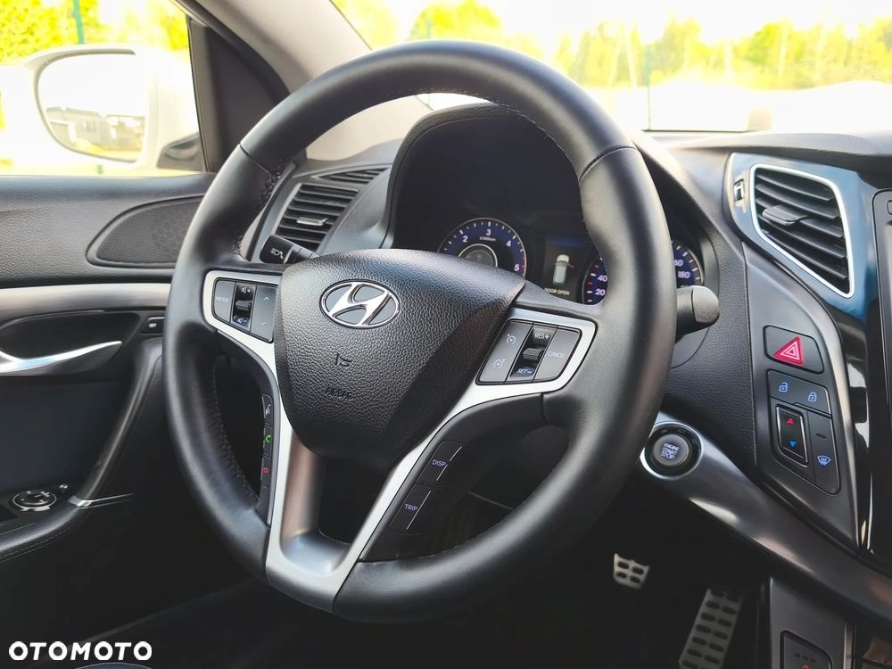Hyundai i40 1.7 CRDi Comfort + - 38