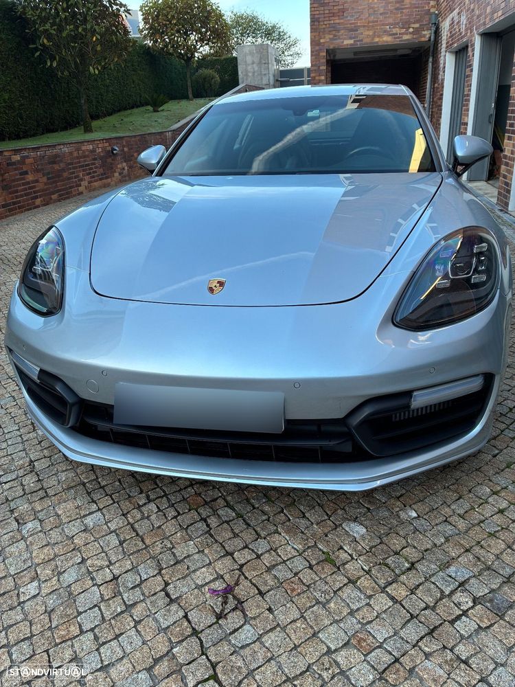 Porsche Panamera 4 E-Hybrid - 5