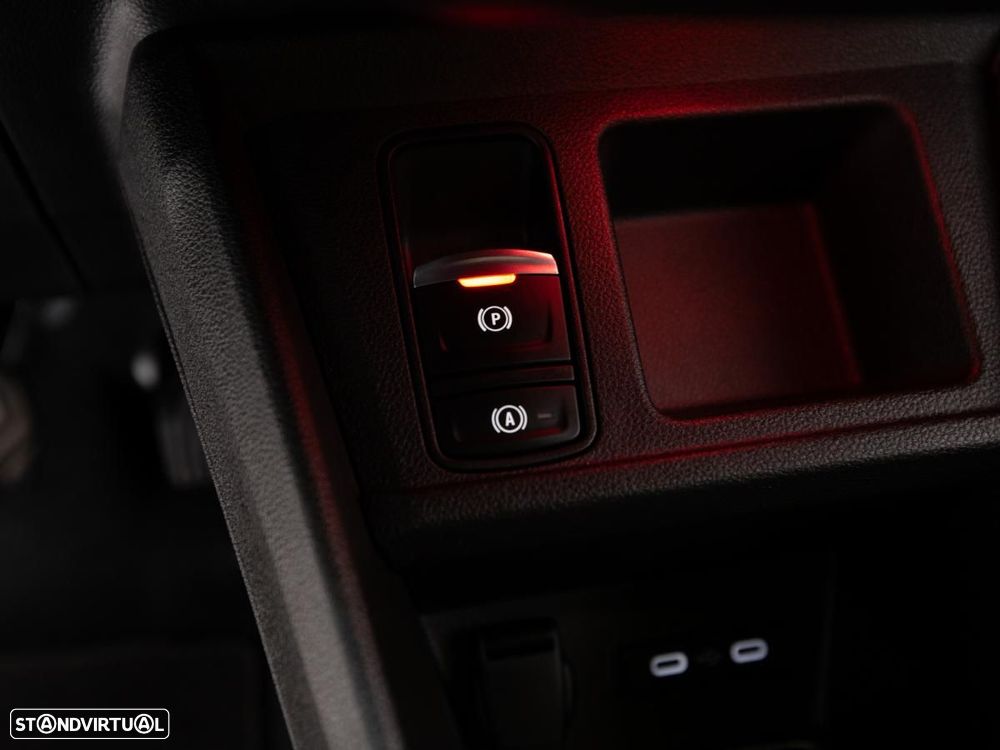 Renault 5 E-Tech 52 kWh Evolution Autonomia Conforto - 21