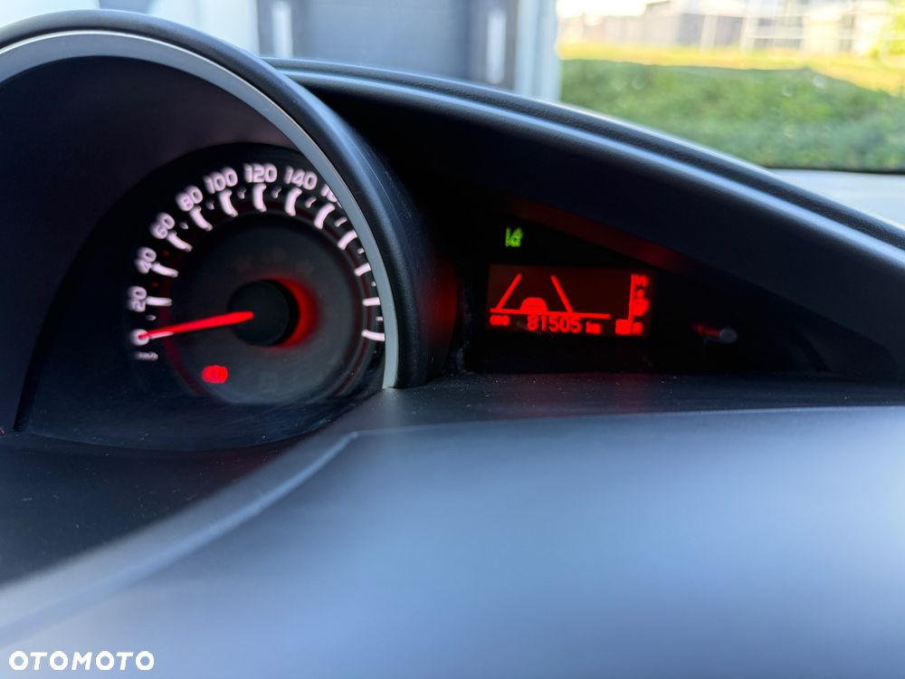 Toyota Verso 1.6 Active EU6 - 20
