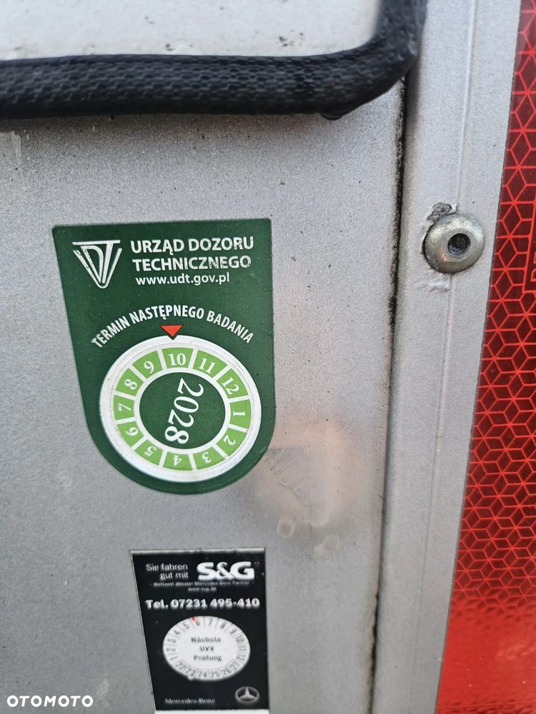 Mercedes-Benz 1223 - 3
