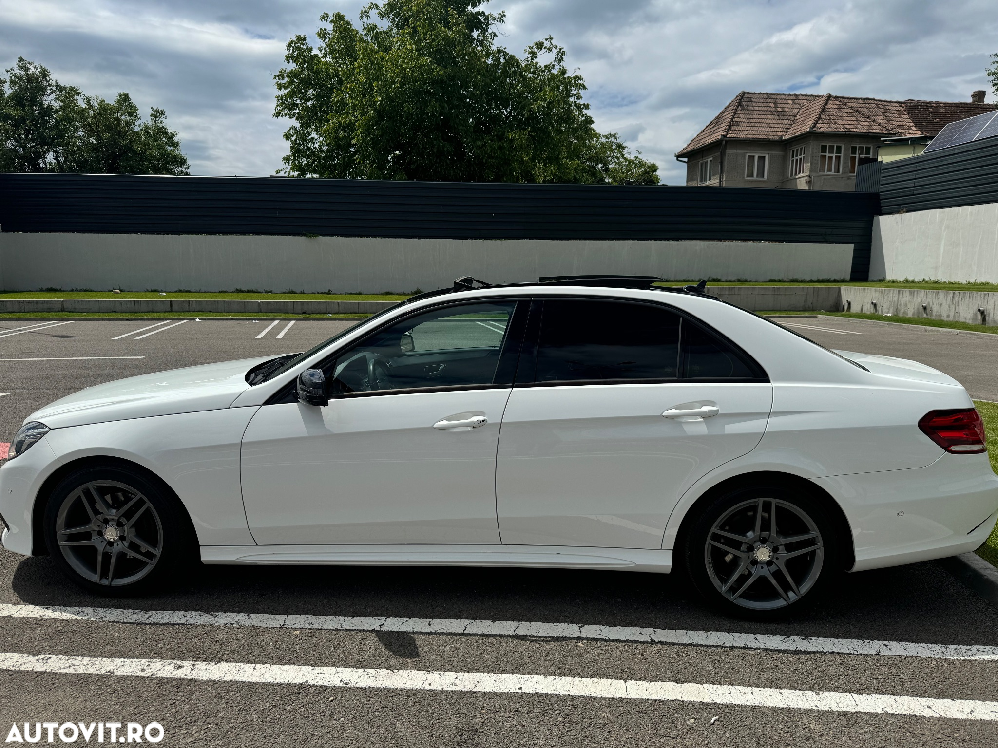 Mercedes-Benz E 220 CDI BlueEfficiency Aut. - 10