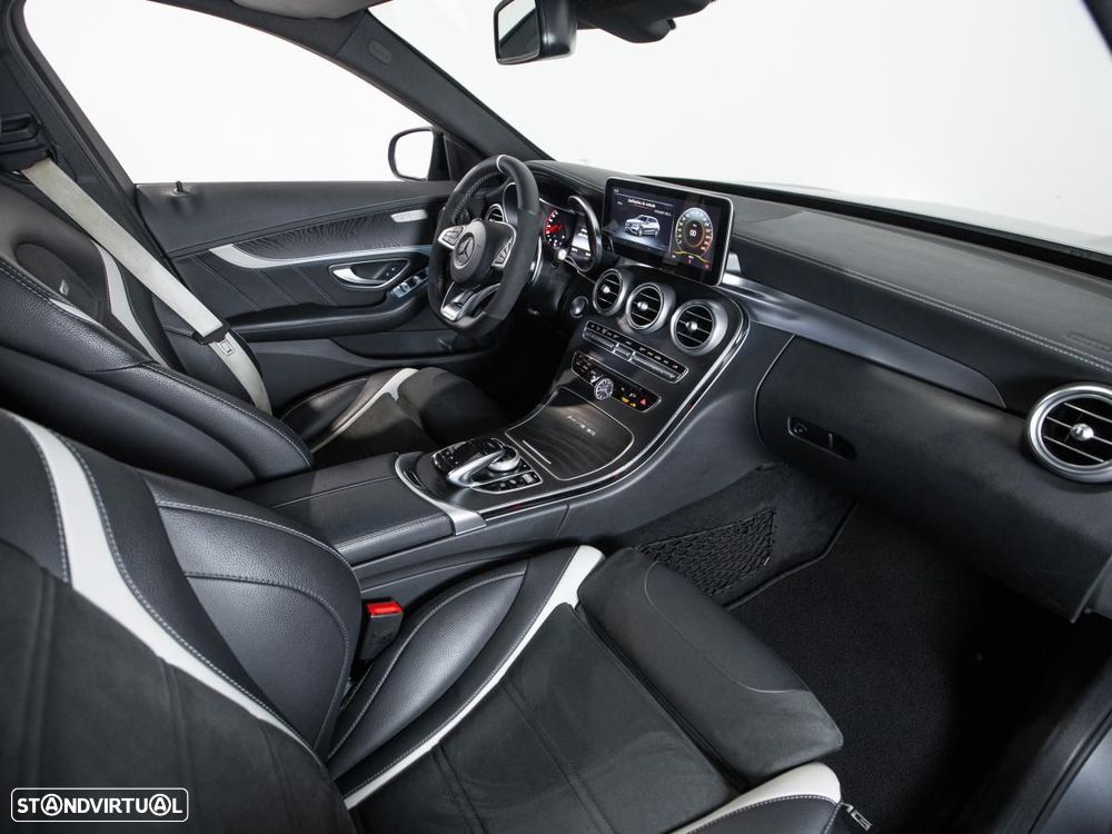 Mercedes-Benz C 63 AMG S - 18