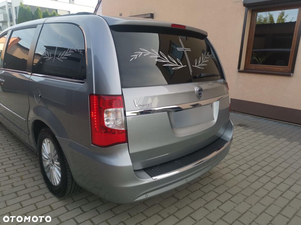 Lancia Voyager 2.8 Multijet 16v Silver - 2