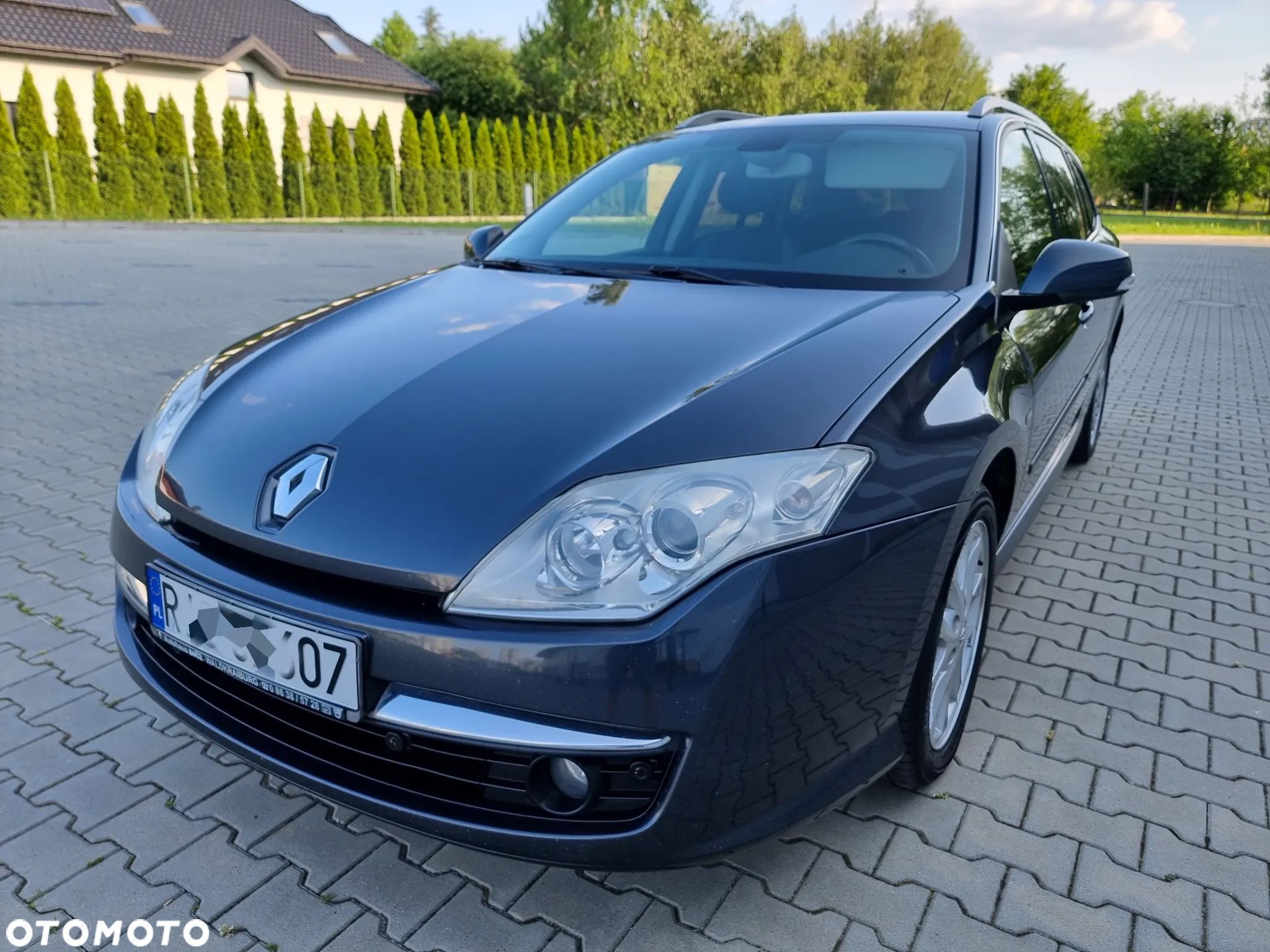 Renault Laguna - 1