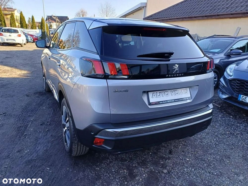 Peugeot 3008 1.2 PureTech Allure S&S - 5