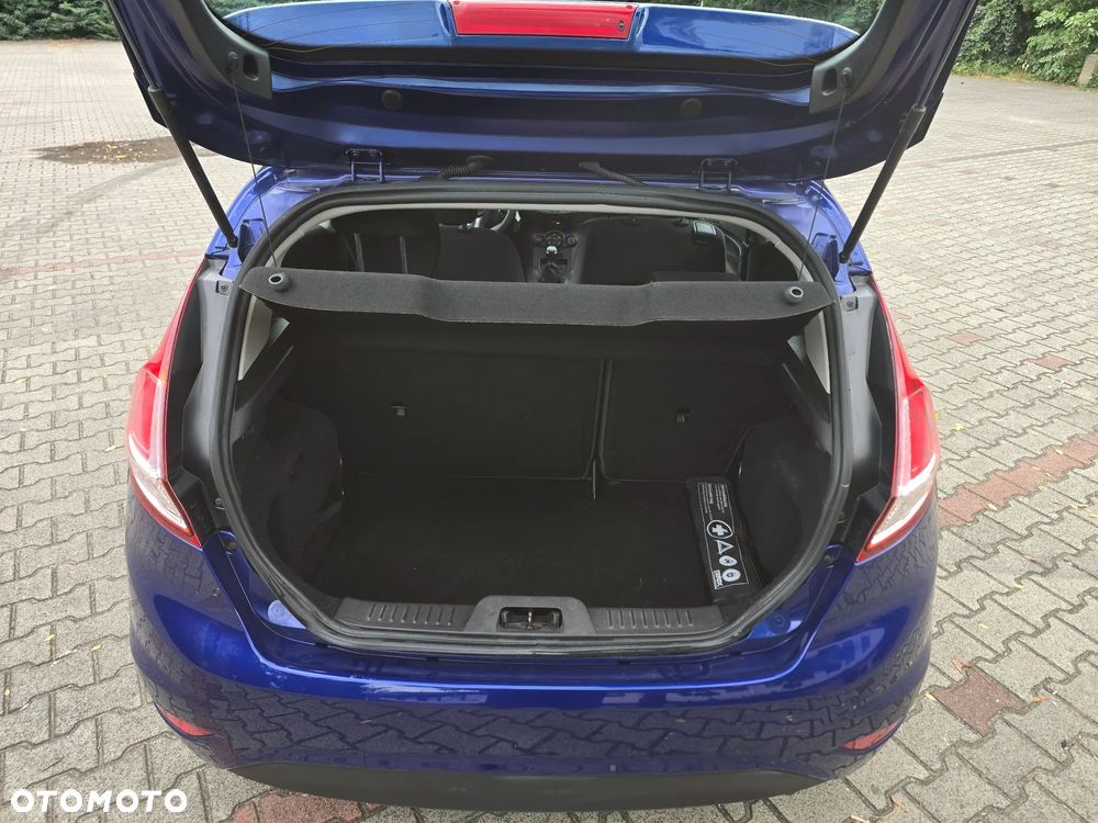 Ford Fiesta - 12