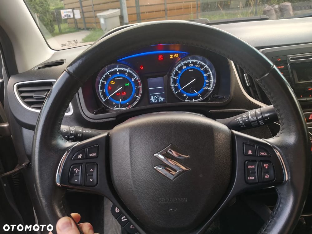 Suzuki Baleno 1.0 T Premium Plus - 4