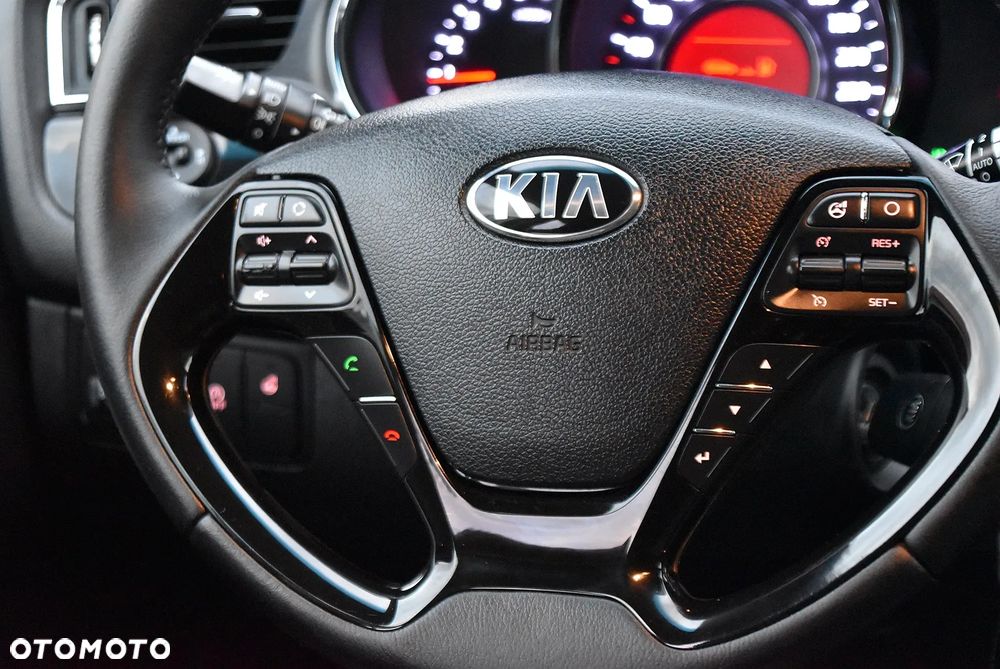 Kia Ceed - 19