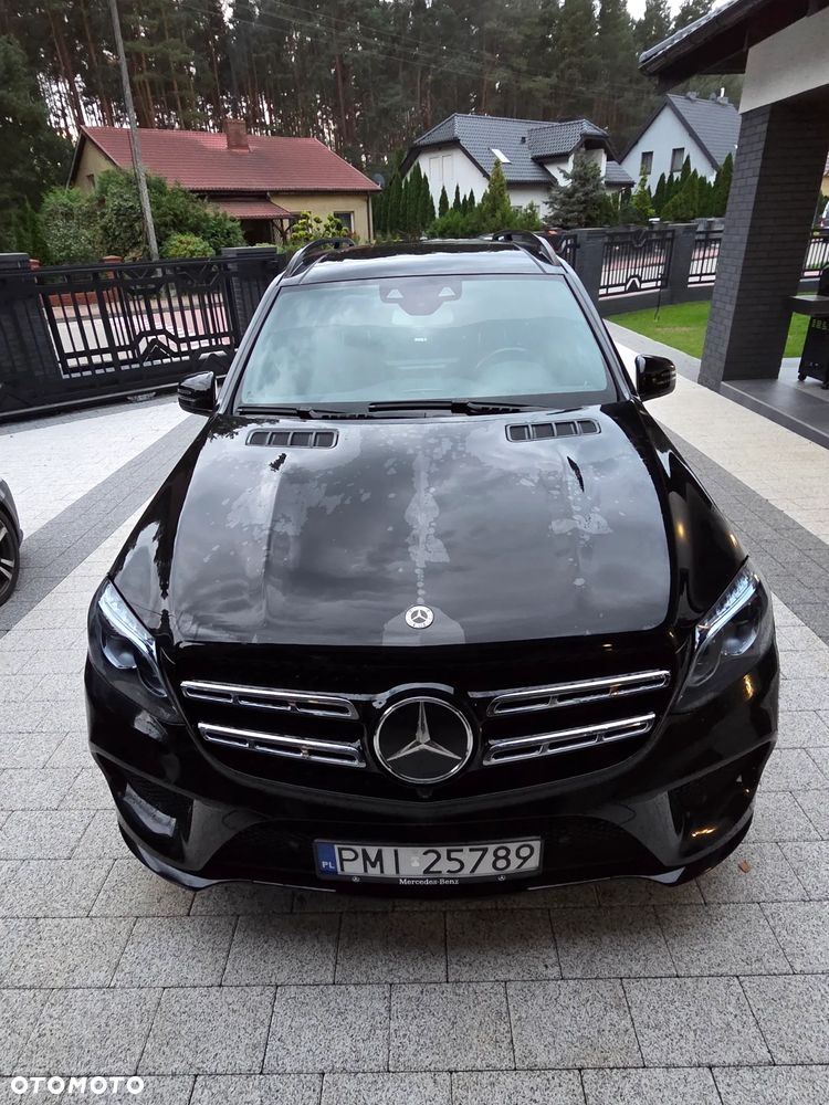 Mercedes-Benz GLS 350 d 4-Matic - 9