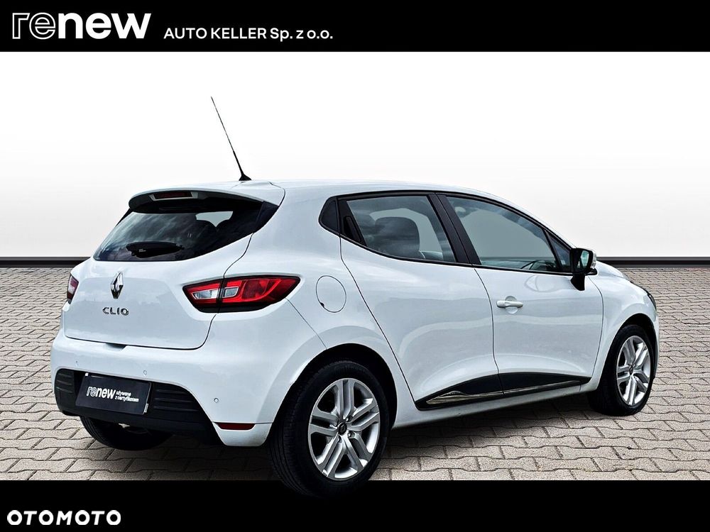 Renault Clio - 6