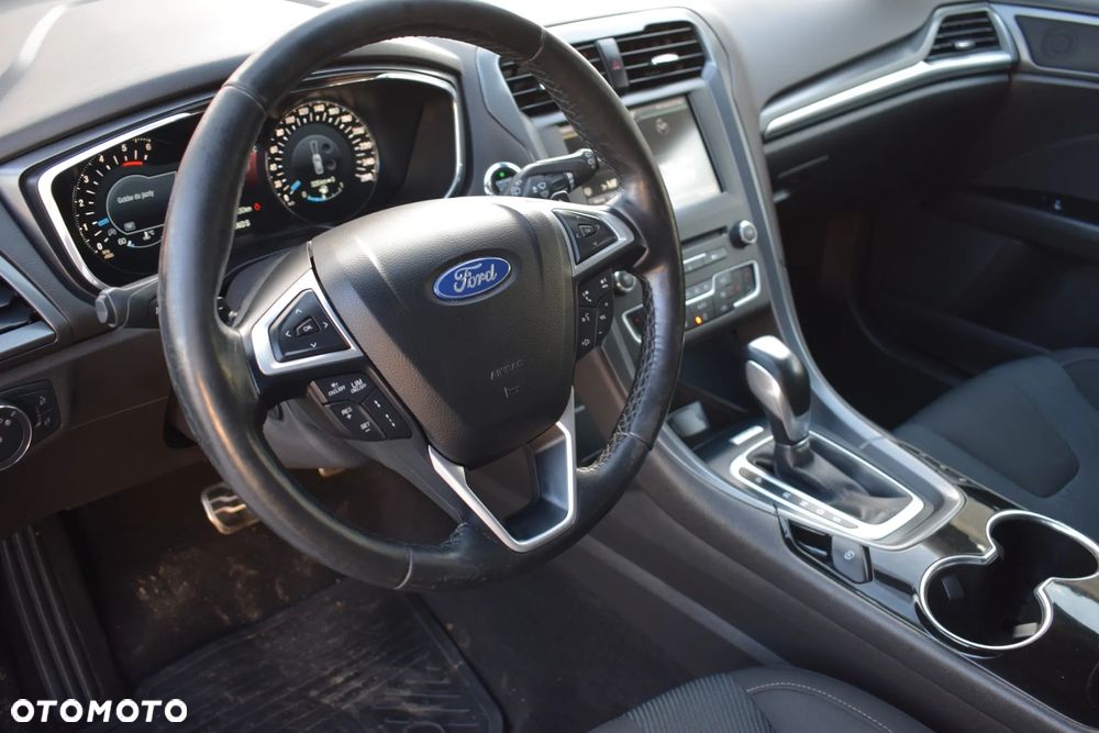 Ford Mondeo 2.0 TDCi Start-Stopp PowerShift-Aut Titanium - 5