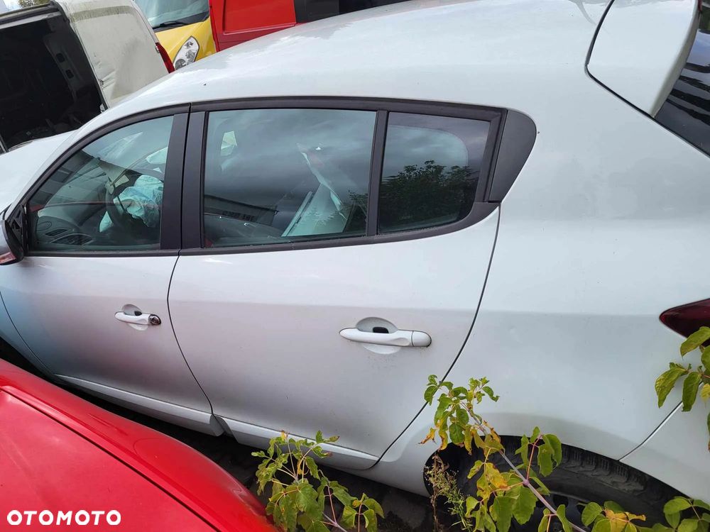 Renault Megane 1.5 dCi Life - 6