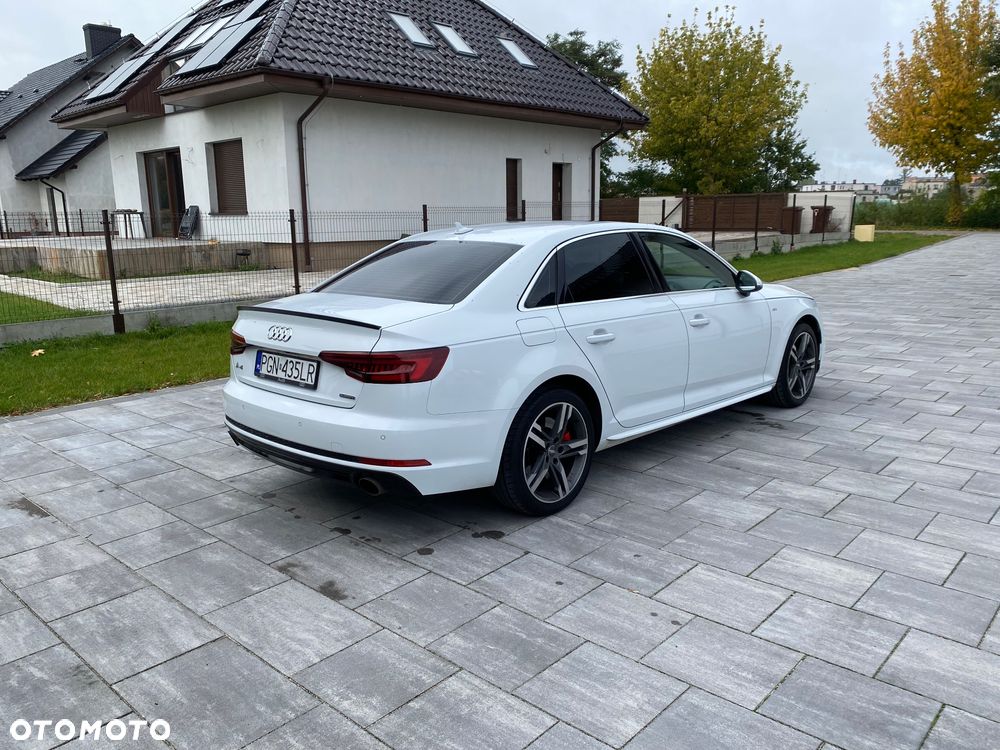 Audi A4 Limousine - 3