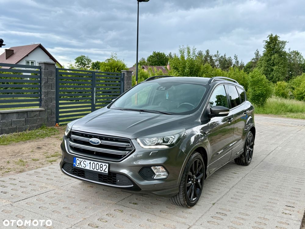 Ford Kuga 1.5 EcoBoost 2x4 ST-Line - 1