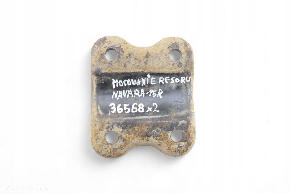 Mocowanie Resora NISSAN NAVARA D40 2.5 DCI 2015r. - 1