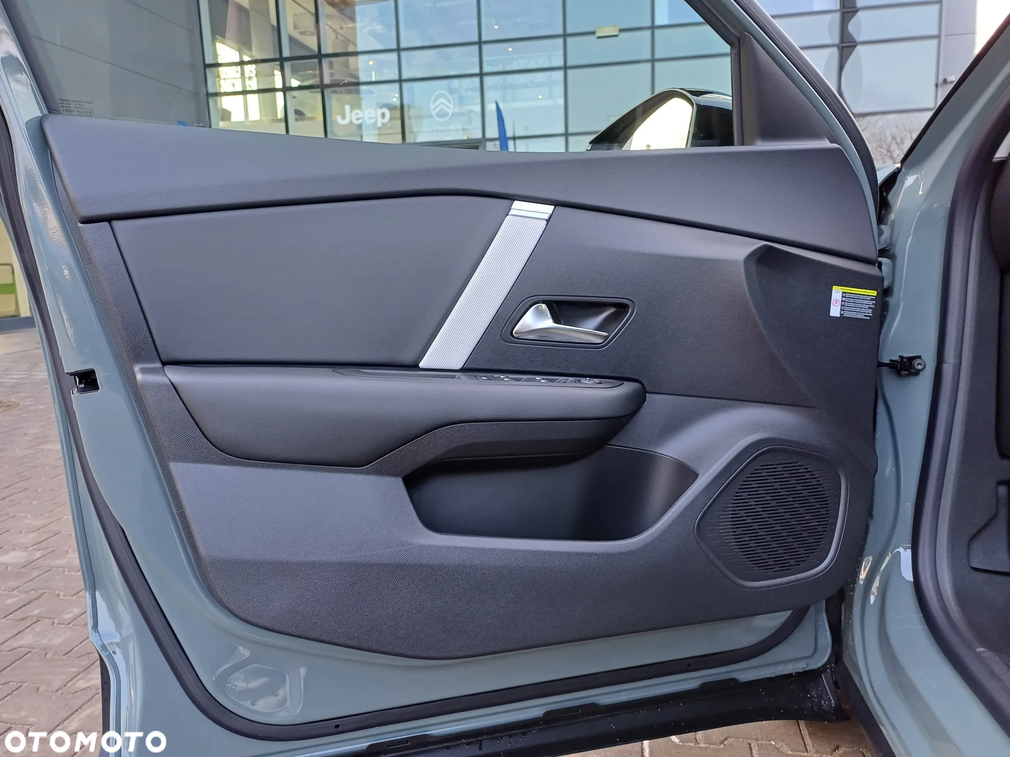 Citroën C4 e-C4 EV156 54kWh Max - 9