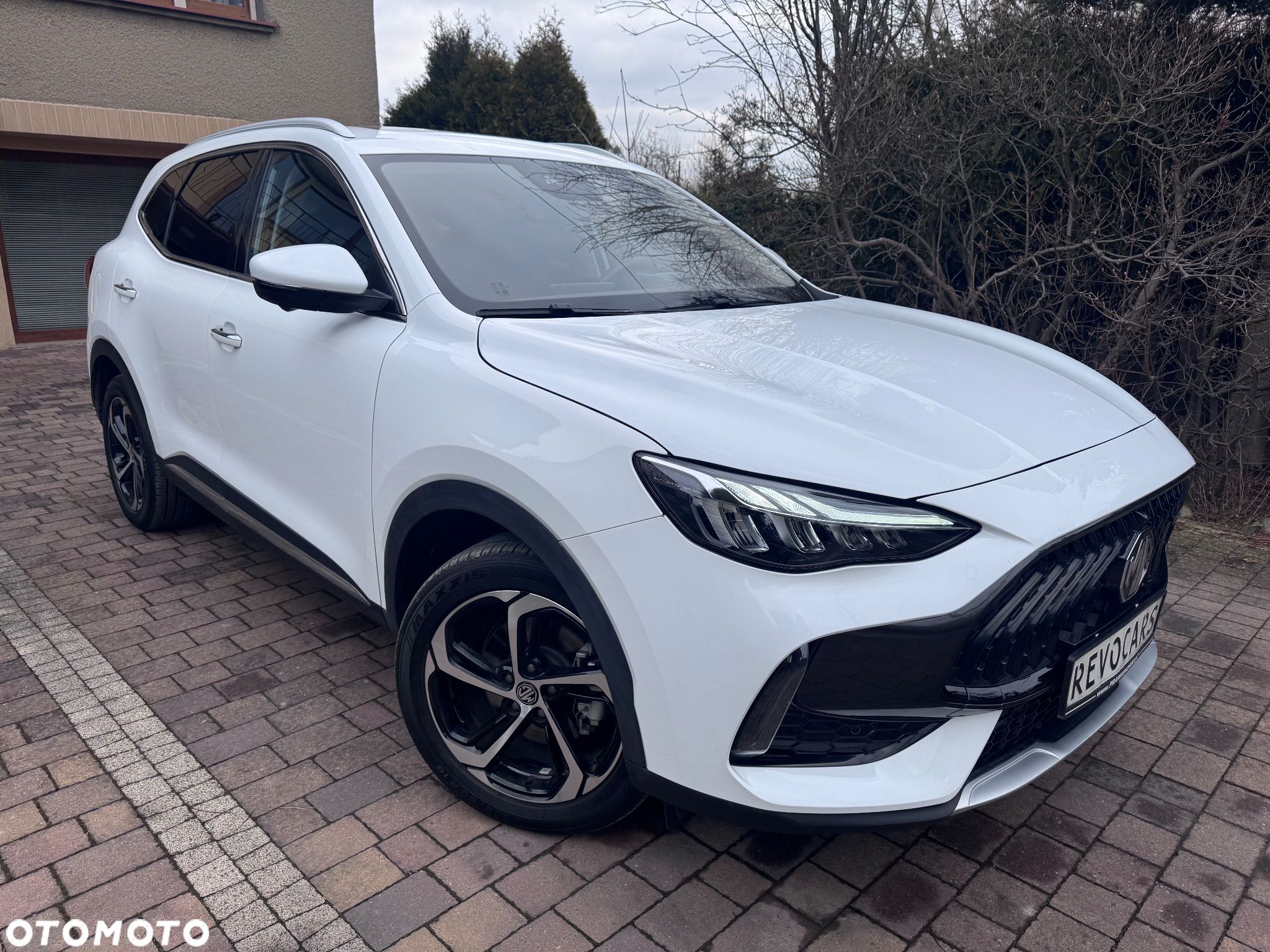 MG EHS 1.5T-GDI PHEV Luxury - 1