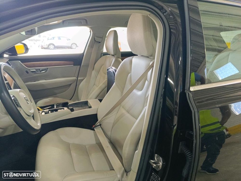 Volvo V90 2.0 T6 PHEV Inscription Expression AWD - 6