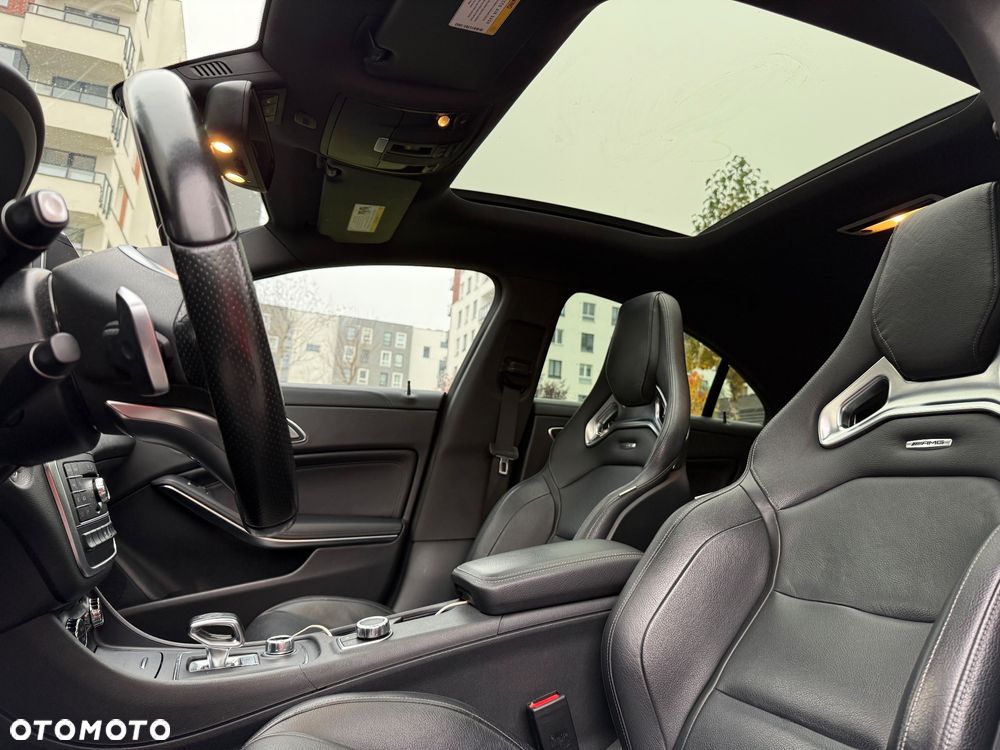 Mercedes-Benz CLA AMG 45 4-Matic - 20