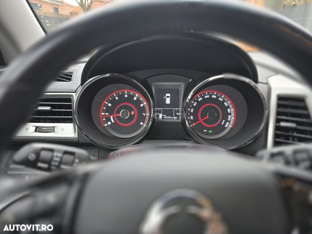 SsangYong Tivoli - 10