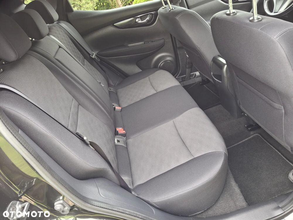Nissan Qashqai 1.5 dCi Tekna - 9