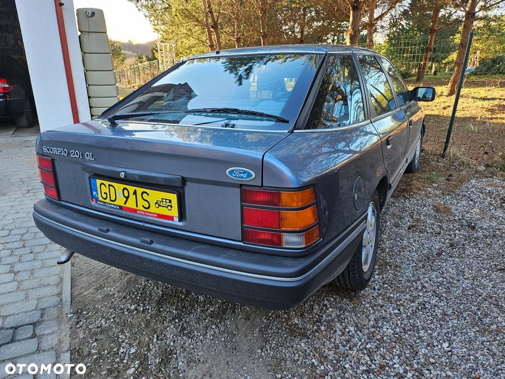 Ford Scorpio 2.0 CL - 4