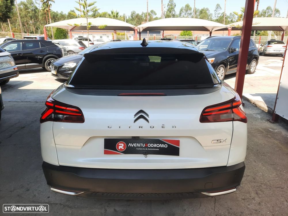 Citroën C5 X 1.6 Hybrid Shine e-EAT8 - 11