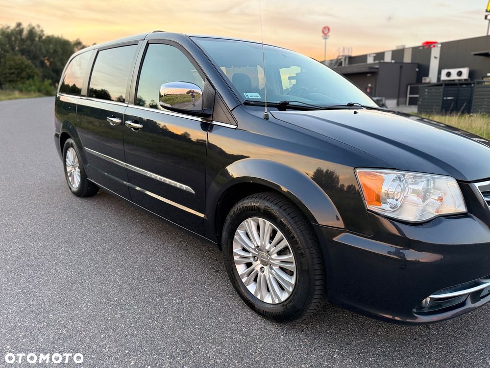 Chrysler Town & Country 3.6 Limited - 3