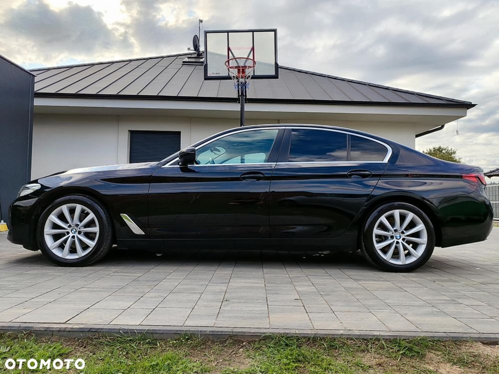 BMW Seria 5 518d Business Edition - 15