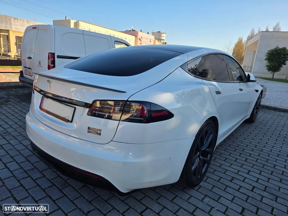 Tesla Model S Plaid AWD - 11