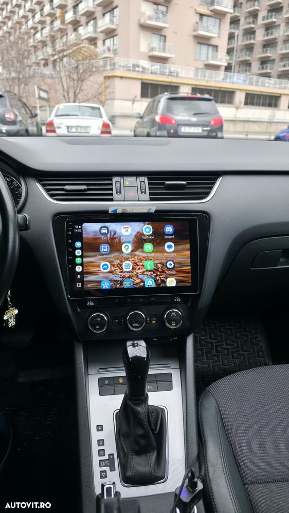 Skoda Octavia 2.0 TDI DSG Style - 11