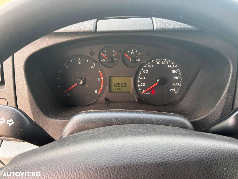 Ford Transit - 6