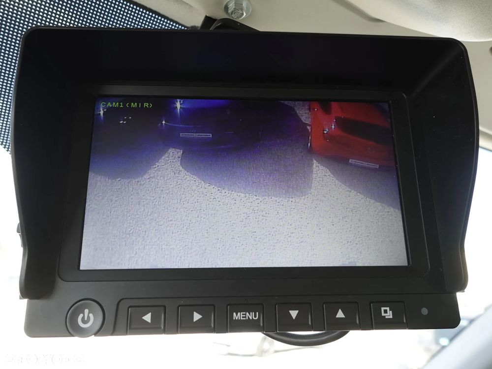 Ford Transit - Kontener z windą - 29