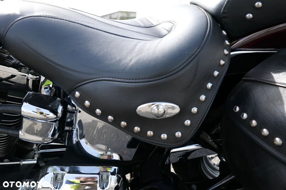 Harley-Davidson Softail Heritage Classic - 24