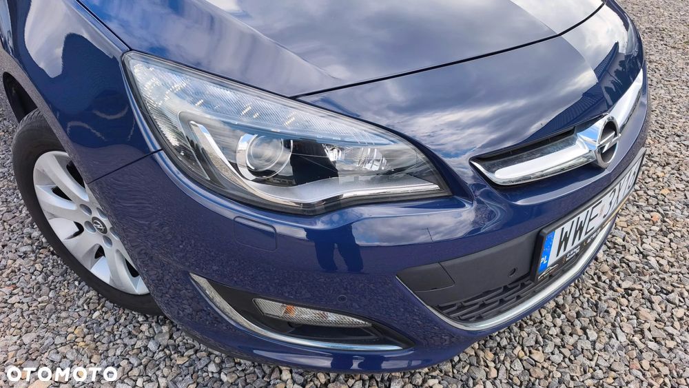 Opel Astra 1.6 Design Edition - 24