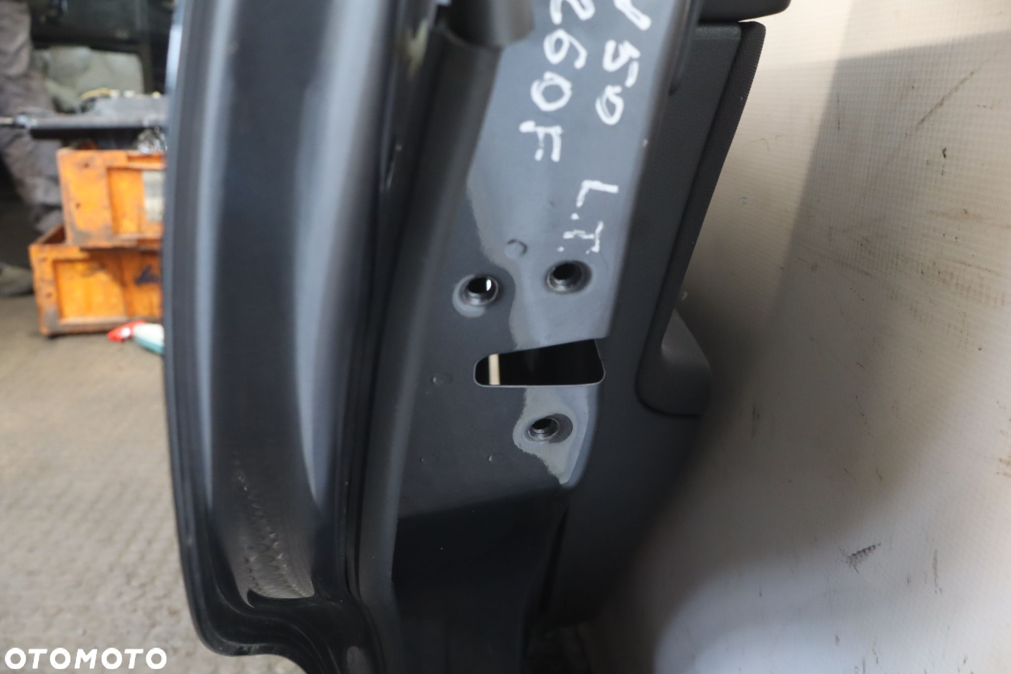DRZWI LEWY TYŁ VOLVO V50 KOMBI - 5